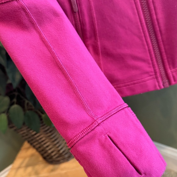 Lululemon Define Jacket - size 6 - Picture 6 of 6